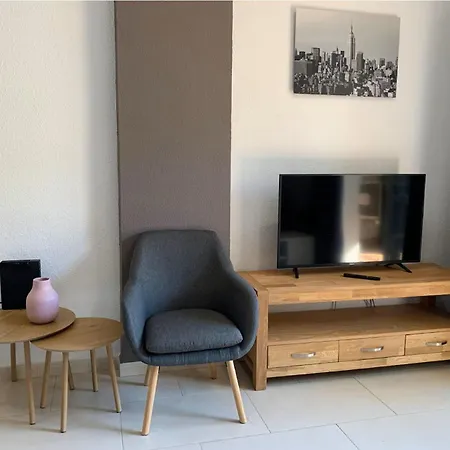 Benalbeach!! First Line & Pools Apartment *